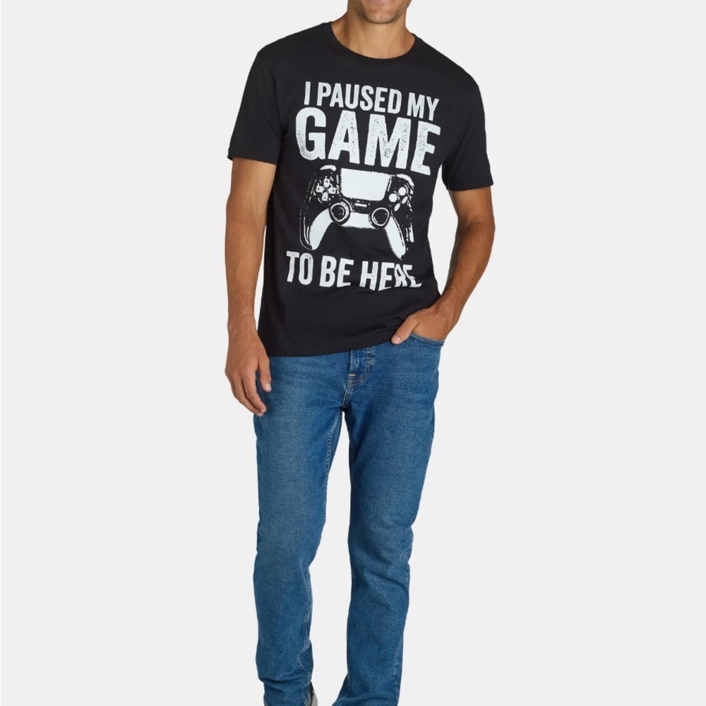 Paused My Game Graphic Tee with Short Sleeves - Picture 3 of 5
